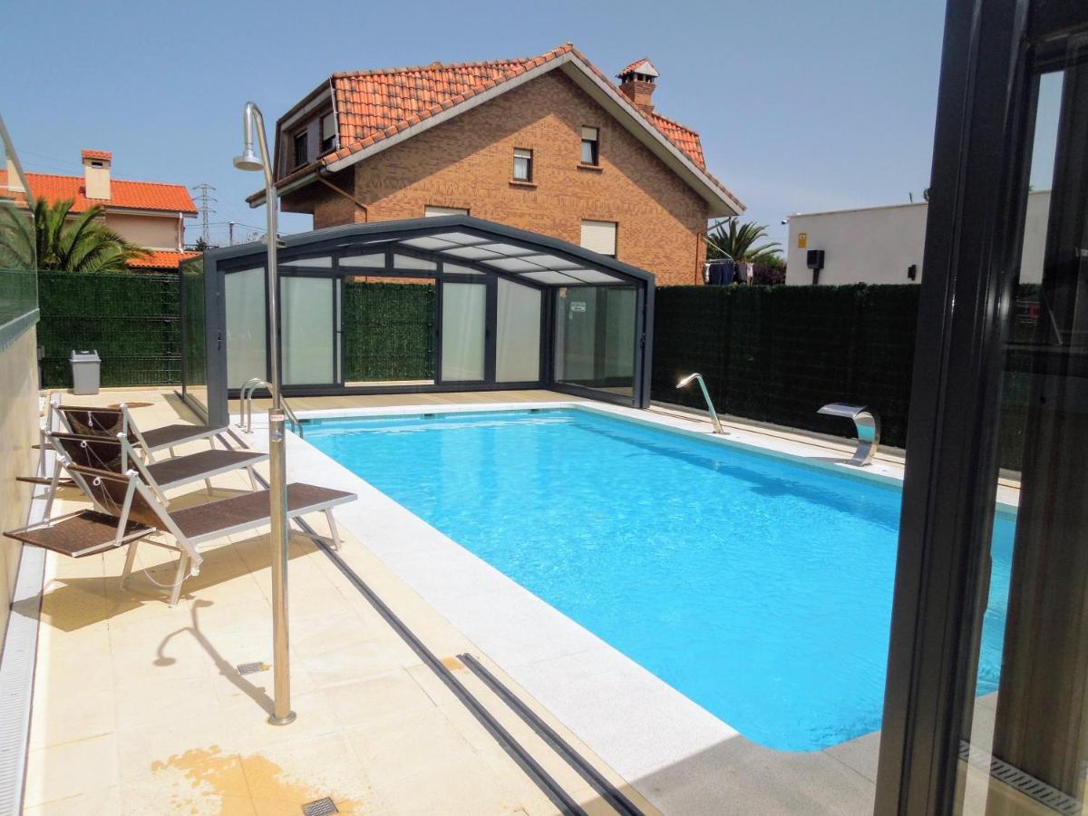 Apartamentos Playa De Covachos 索托德拉马里纳 外观 照片