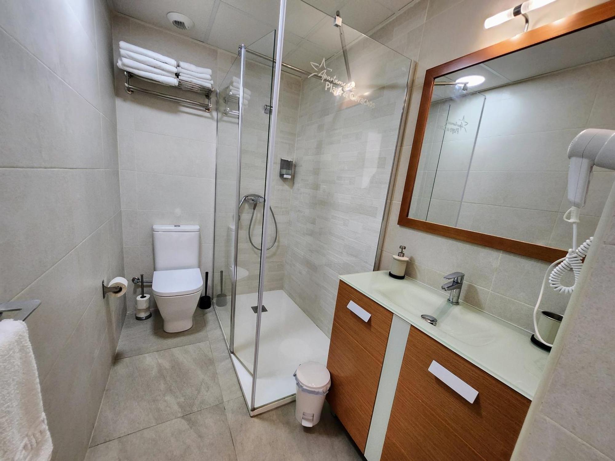 Apartamentos Playa De Covachos 索托德拉马里纳 外观 照片